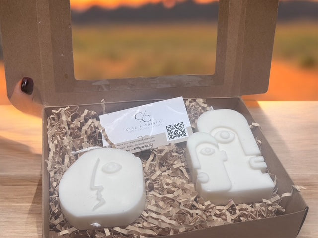 Bougie Artisanale Minimaliste – Visage Sculptural au Parfum Fleur de Coton